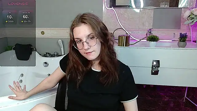Snapshot of iMagdaLunna chatting on 17, 5, 2026 iMagdaLunna online show from 17, 5, 2026