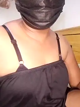 Snapshot of Kristeena- chatting on 21, 5, 2026 Kristeena- online show from 21, 5, 2026
