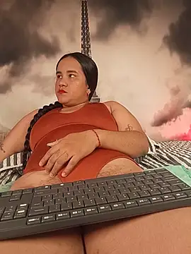 Snapshot of NATY_BUSTOS chatting on 5, 6, 2026 NATY BUSTOS online show from 5, 6, 2026