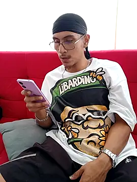 Lil black009 online show from 7, 5, 2026