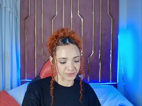 Snapshot of Kiaralovee26 chatting on 15, 5, 2026 Kiaralovee26 online show from 15, 5, 2026