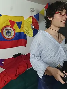 Snapshot of LittleTymmy chatting on 21, 7, 2026 LittleTymmy online show from 21, 7, 2026