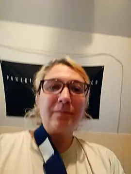 Thatonebinch online show from 6, 5, 2026
