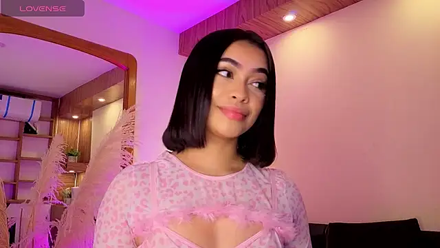 Snapshot of Chloe_monroee chatting on 9, 5, 2026 Chloe monroee online show from 9, 5, 2026