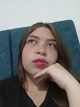 Snapshot of DiamondNath_ chatting on 9, 5, 2026 DiamondNath online show from 9, 5, 2026