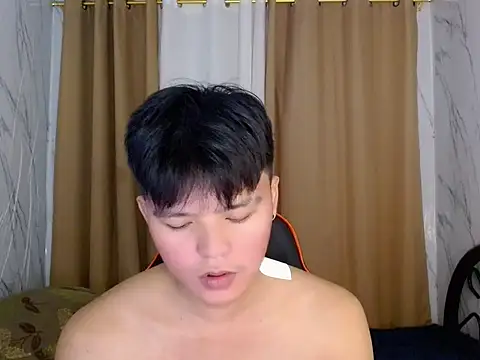 Snapshot of yourhotasiandoms chatting on 15, 7, 2026 yourhotasiandoms online show from 15, 7, 2026
