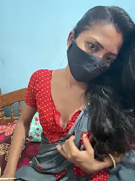 Dimpu queens online show from 13, 7, 2026