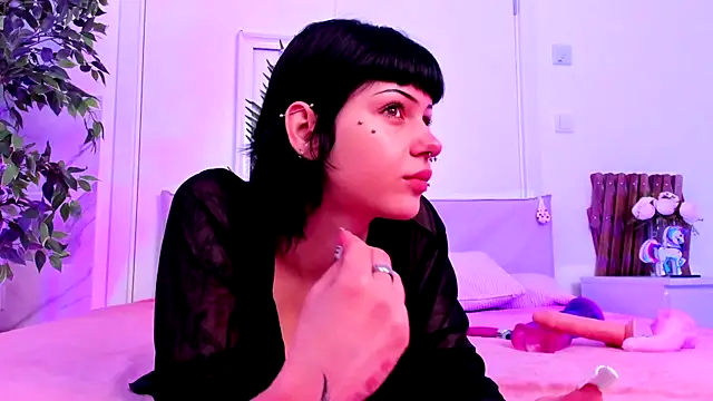 Ashley Alt online show from 5, 8, 2026