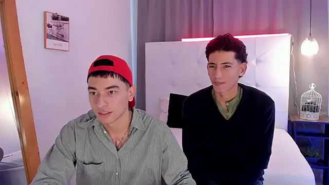 Alejo-and-Thiago online show from 5, 5, 2026
