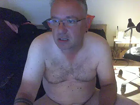 GeorgeCarlo online show from 4, 6, 2026