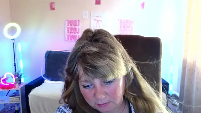 Melania Cook online show from 14, 6, 2026