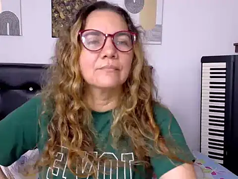 halinnahotxx online show from 16, 5, 2026