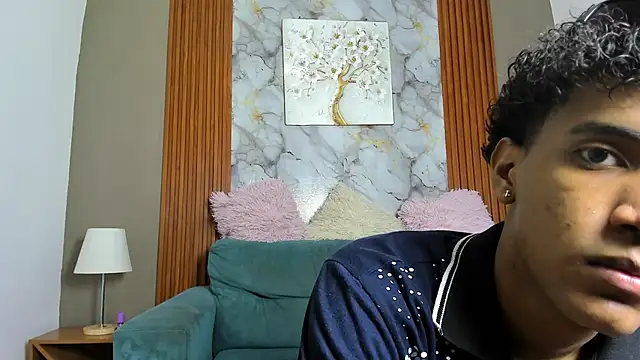 Snapshot of GOLDEN_2026 chatting on 10, 5, 2026 GOLDEN 2026 online show from 10, 5, 2026