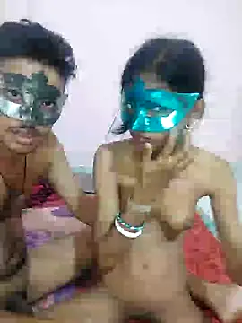 Snapshot of husband_wife_12 chatting on 25, 6, 2026 husband wife 12 online show from 25, 6, 2026