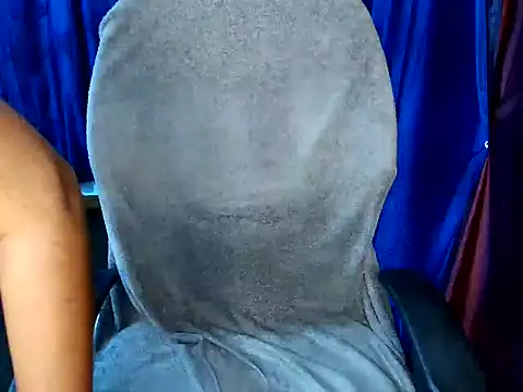 Snapshot of wild_minakshi chatting on 7, 5, 2026 wild minakshi online show from 7, 5, 2026