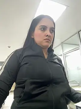 Snapshot of marianm29-1 chatting on 3, 5, 2026 marianm29-1 online show from 3, 5, 2026