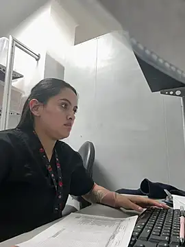 Snapshot of marianm29-1 chatting on 3, 6, 2026 marianm29-1 online show from 3, 6, 2026