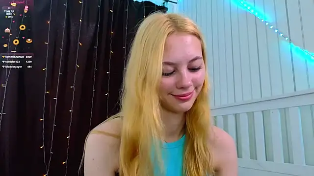 Snapshot of HarriettKitty chatting on 2, 8, 2026 HarriettKitty online show from 2, 8, 2026