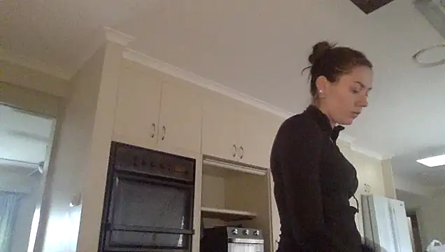 daisycollins online show from 28, 5, 2026