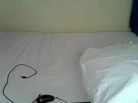 Snapshot of lovvelyheers chatting on 8, 6, 2026 lovvelyheers online show from 8, 6, 2026