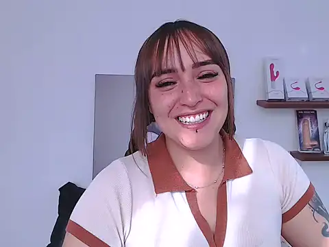 Snapshot of anyela_bubble18 chatting on 25, 5, 2026 anyela bubble18 online show from 25, 5, 2026