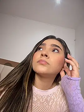 Mia Rodriguezz  online show from 21, 6, 2026