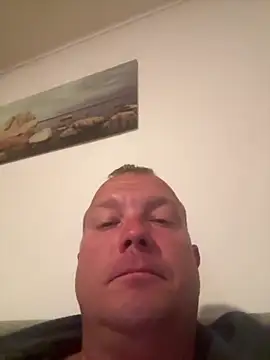 Snapshot of Goldenmoncsy chatting on 26, 5, 2026 Goldenmoncsy online show from 26, 5, 2026