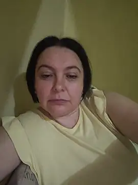 Snapshot of EmmaEmmy40 chatting on 12, 5, 2026 EmmaEmmy40 online show from 12, 5, 2026