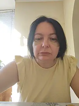 Snapshot of EmmaEmmy40 chatting on 17, 5, 2026 EmmaEmmy40 online show from 17, 5, 2026
