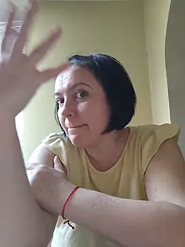 Snapshot of EmmaEmmy40 chatting on 19, 5, 2026 EmmaEmmy40 online show from 19, 5, 2026