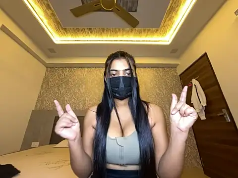 Snapshot of Miss_Heer chatting on 12, 5, 2026 Miss Heer online show from 12, 5, 2026