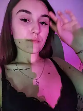Kamila lov online show from 23, 5, 2026