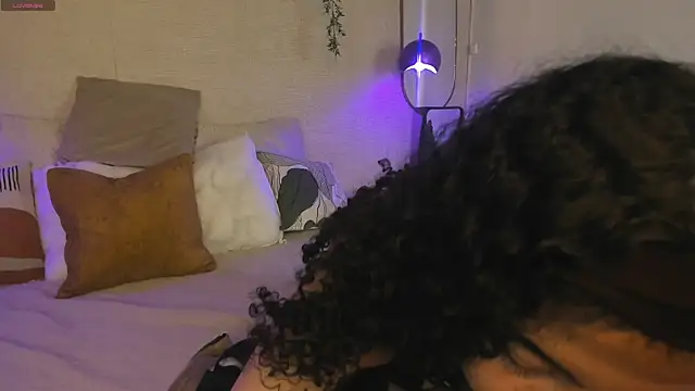 Snapshot of Honey_Sofi chatting on 6, 8, 2026 Honey Sofi online show from 6, 8, 2026