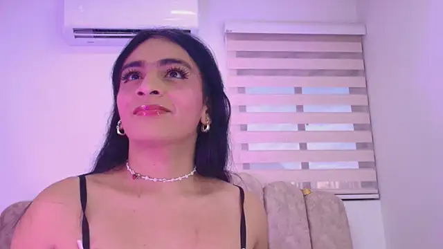 Snapshot of Malaia_thompson_ chatting on 22, 5, 2026 Malaia thompson online show from 22, 5, 2026