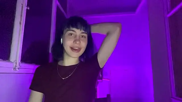 SuccubKira online show from 4, 6, 2026