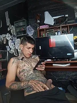 Snapshot of demoni0802 chatting on 8, 6, 2026 demoni0802 online show from 8, 6, 2026