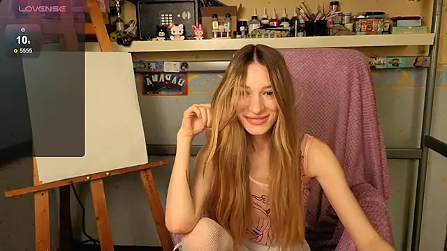 Snapshot of MiaMooonn chatting on 11, 5, 2026 MiaMooonn online show from 11, 5, 2026