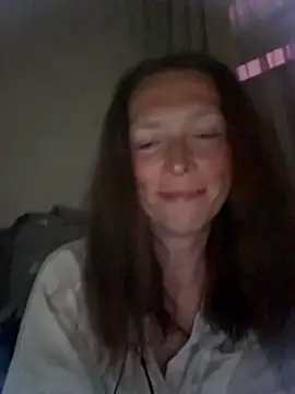 Snapshot of MillaSmileX chatting on 13, 5, 2026 MillaSmileX online show from 13, 5, 2026