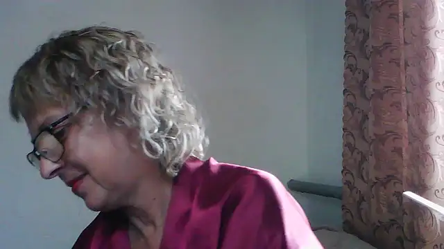 ElizabethGorden online show from 14, 7, 2026