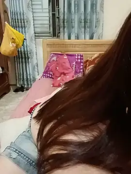 Snapshot of FlowerSexy95 chatting on 15, 5, 2026 FlowerSexy95 online show from 15, 5, 2026