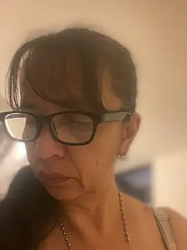 Soy Camila8 online show from 8, 5, 2026