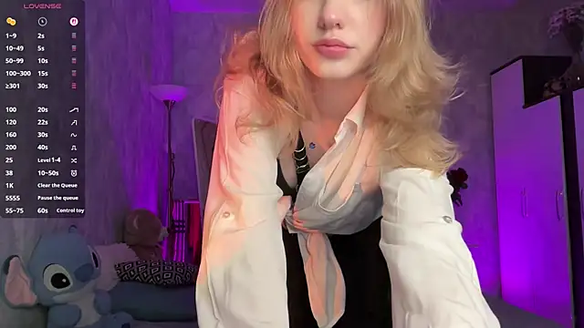 Snapshot of Eve_Dark_Side chatting on 18, 6, 2026 Eve Dark Side online show from 18, 6, 2026