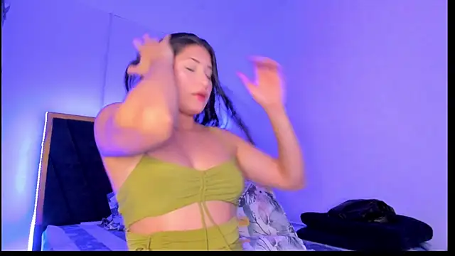 Snapshot of VioletaSanchez24 chatting on 19, 6, 2026 VioletaSanchez24 online show from 19, 6, 2026