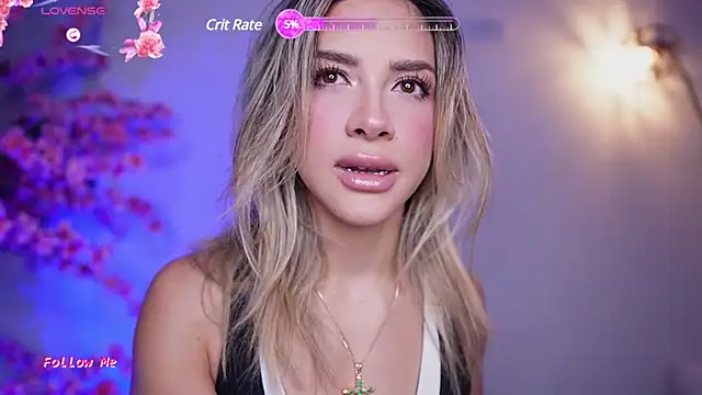 Snapshot of R4-V3N chatting on 15, 1, 2025 R4-V3N online show from 15, 1, 2025