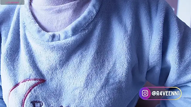 Snapshot of R4-V3N chatting on 14, 3, 2025 R4-V3N online show from 14, 3, 2025