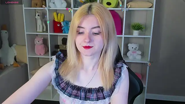 Snapshot of Diiana_Daviis chatting on 3, 6, 2026 Diiana Daviis online show from 3, 6, 2026