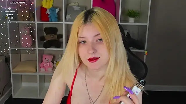 Snapshot of Diiana_Daviis chatting on 3, 7, 2026 Diiana Daviis online show from 3, 7, 2026