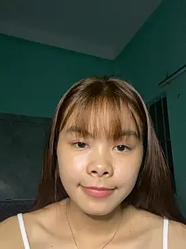 Snapshot of Cry_sexy chatting on 3, 8, 2026 Cry sexy online show from 3, 8, 2026