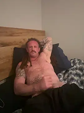 Snapshot of DreadlockDerek chatting on 9, 5, 2026 DreadlockDerek online show from 9, 5, 2026