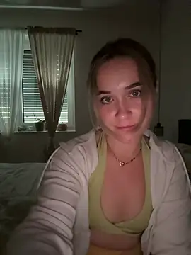 Snapshot of LillyStarr chatting on 22, 6, 2026 LillyStarr online show from 22, 6, 2026